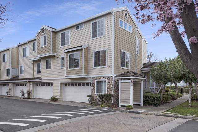 Building Photo - 336 Meridian Dr