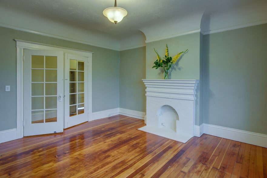 Living room French doors - 601 63rd St