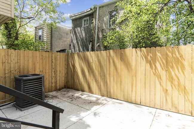 Building Photo - 2156 N 9th St