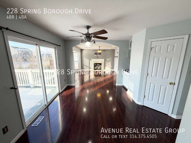 Building Photo - 228 Spring Borough Dr