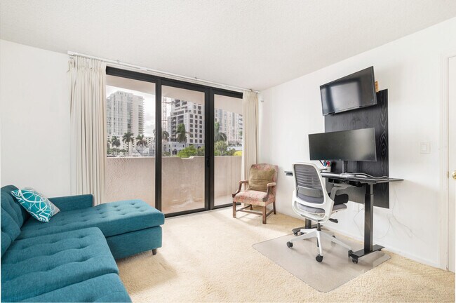 Building Photo - 1200 S Flagler Dr