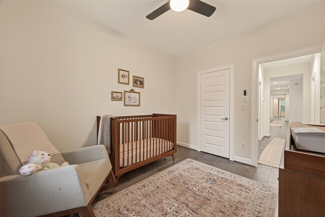 Building Photo - 1027 Gross St