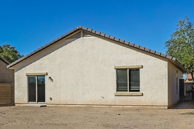 Building Photo - 4845 S 243rd Dr