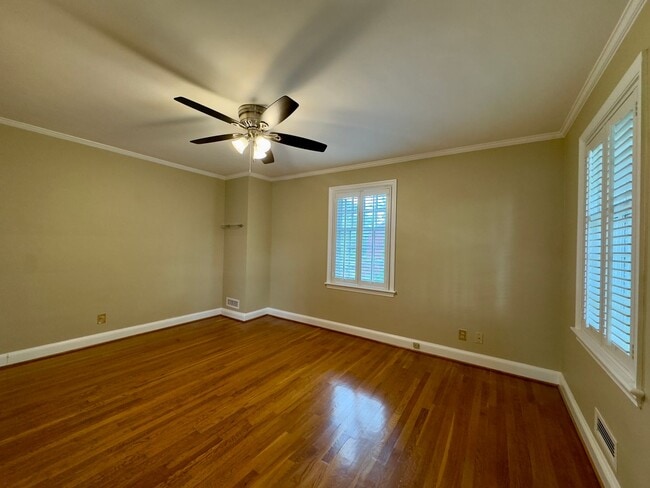 Building Photo - 115 E Northern Pkwy
