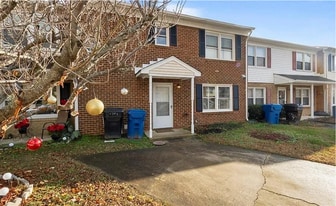 Building Photo - 4751 Old Hickory Rd