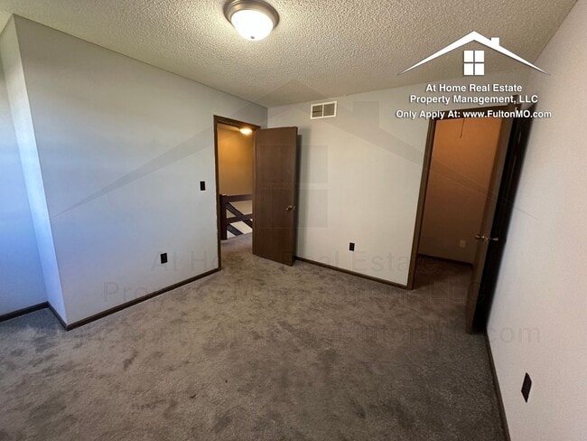 Building Photo - 531 Collier Ln