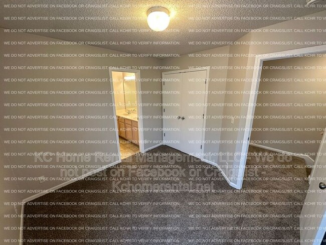 Building Photo - 8657 NE 97th St