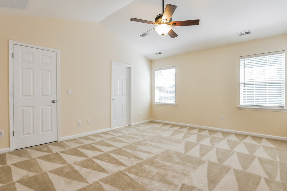 Building Photo - 676 Yorkshire Dr