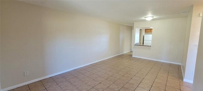 Building Photo - 9542 Lake Park Dr