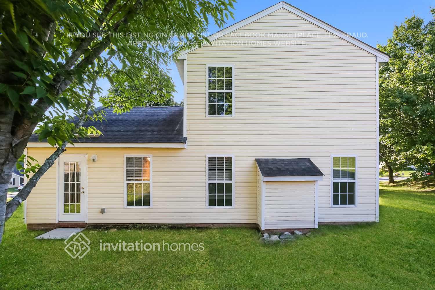 Building Photo - 916 Anchor Way NE