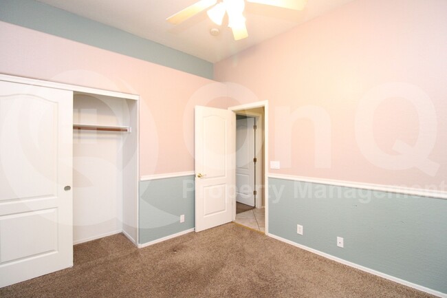 Building Photo - 2463 E Detroit Ct