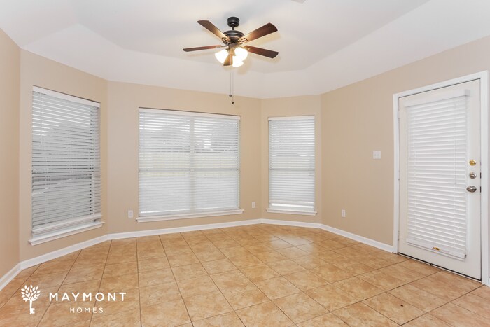 Building Photo - 405 Matlock Meadow Dr