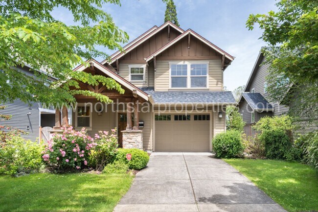 Building Photo - Charming SE Portland Craftsman