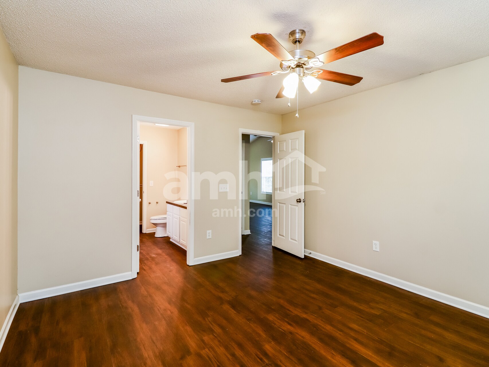 Building Photo - 112 Knightsbridge Rd