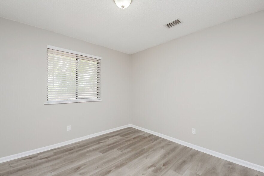 Building Photo - 1056 Saddleback Ridge Rd