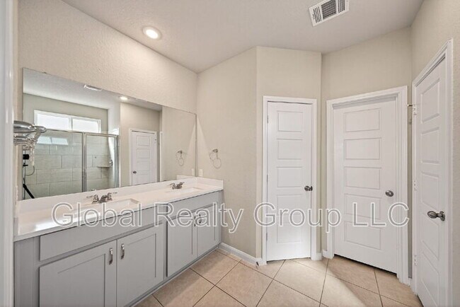 Building Photo - 10391 Obernai Path