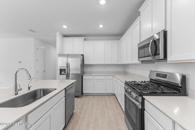 Building Photo - 299 Pentwater Rd