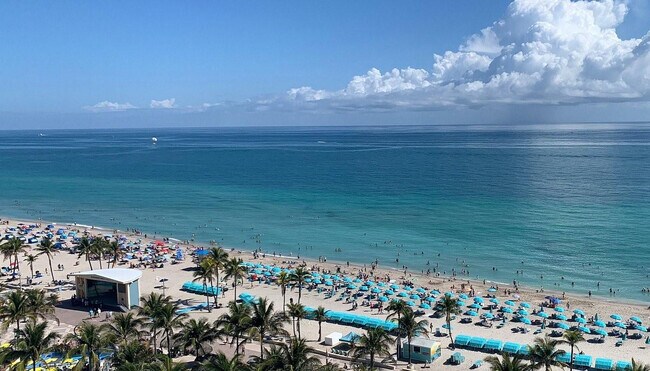 Building Photo - 326 Madison St