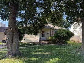 Building Photo - 935 Willow St