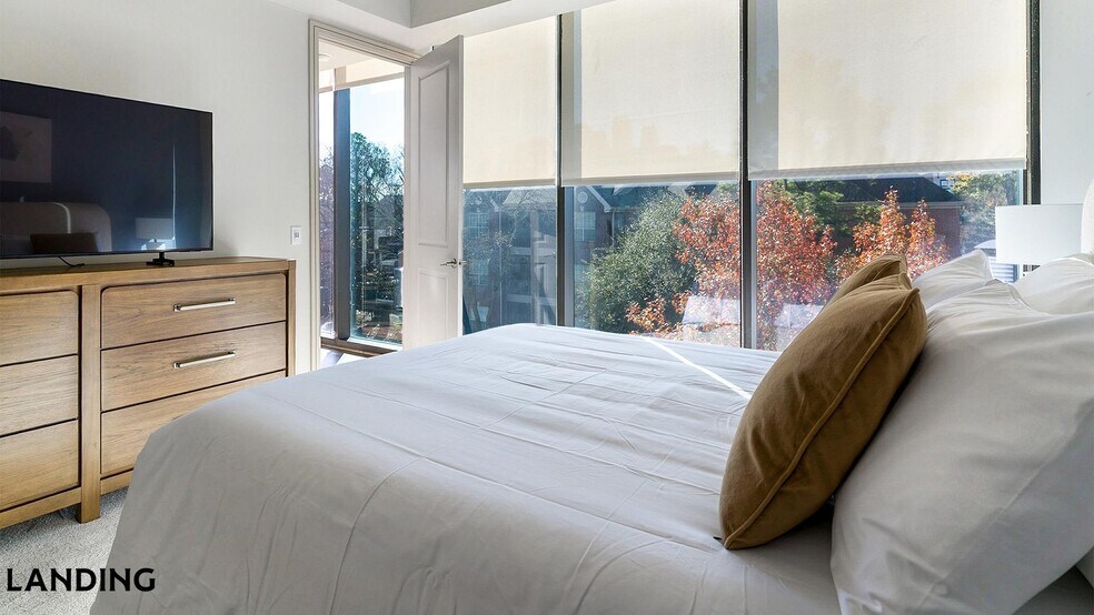 Building Photo - 1414 Wood Hollow Dr