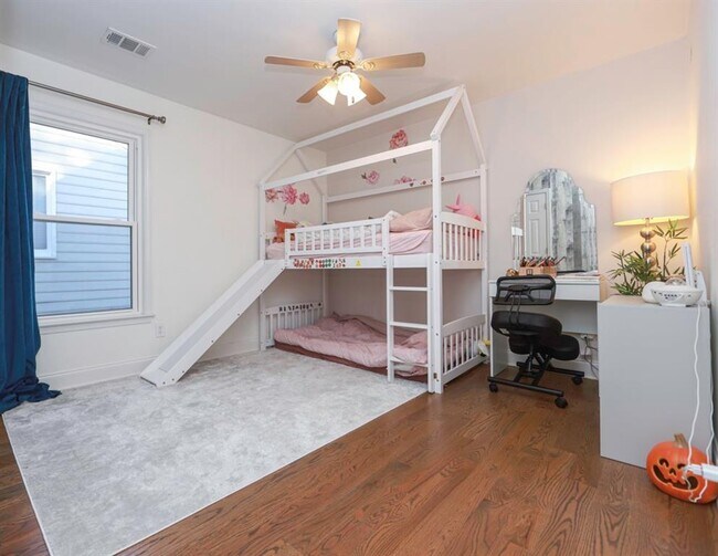 Building Photo - 9900 Barston Ct