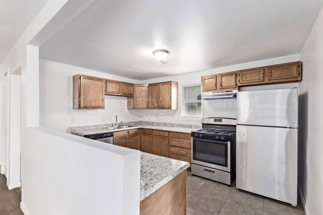 Building Photo - 1117 N 13th St