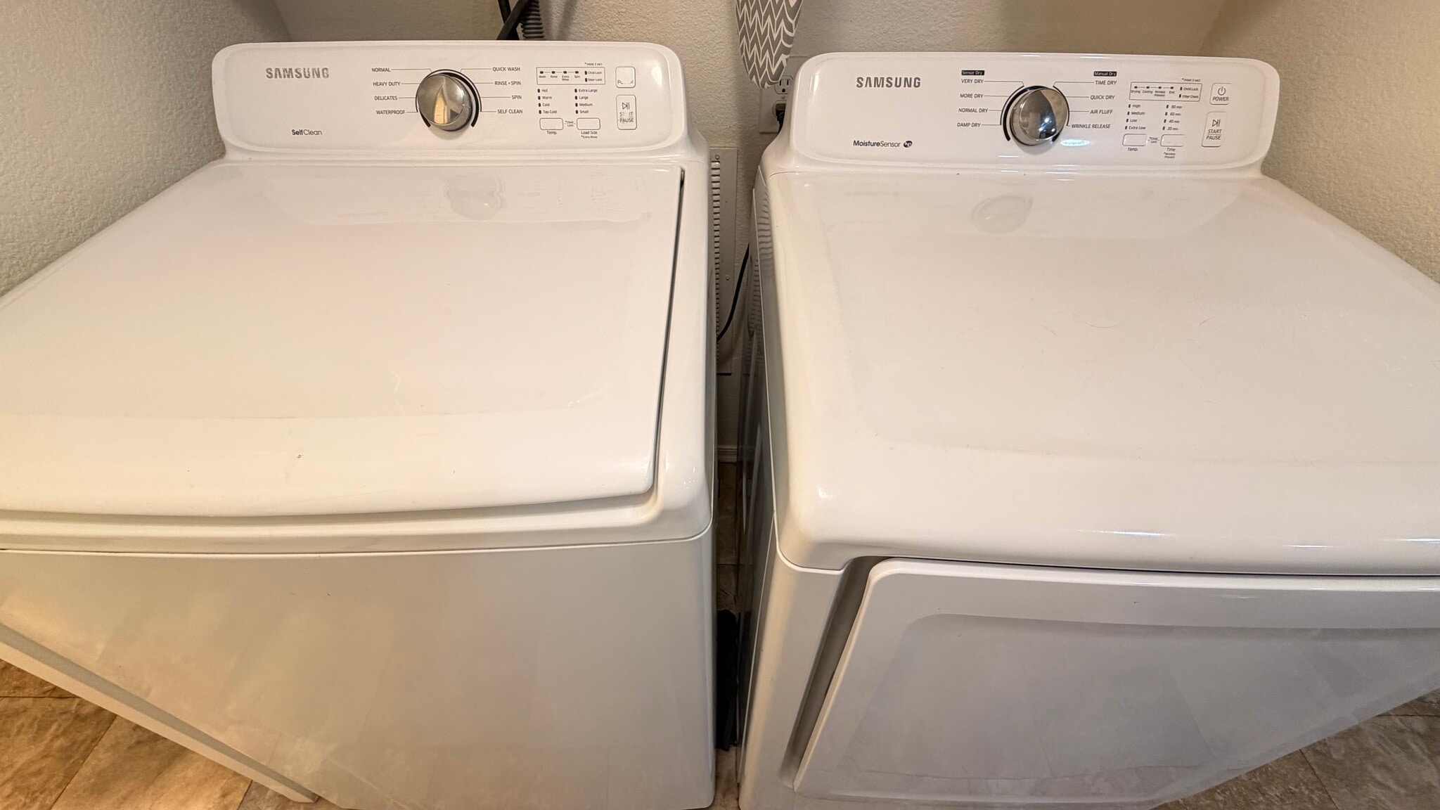 Building Photo - 1001 E Owens