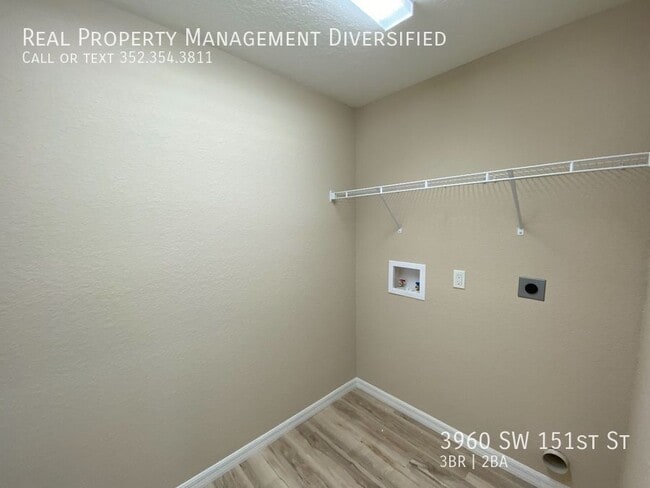Building Photo - 3960 SW 151st St