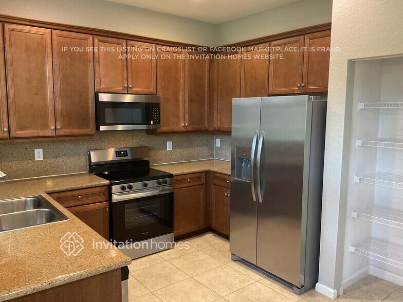 Building Photo - 10406 Pearwood Pl