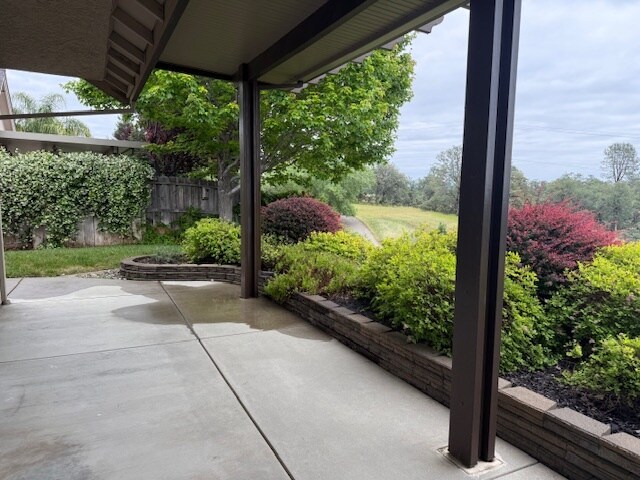 Building Photo - 1445 Harbor Ct