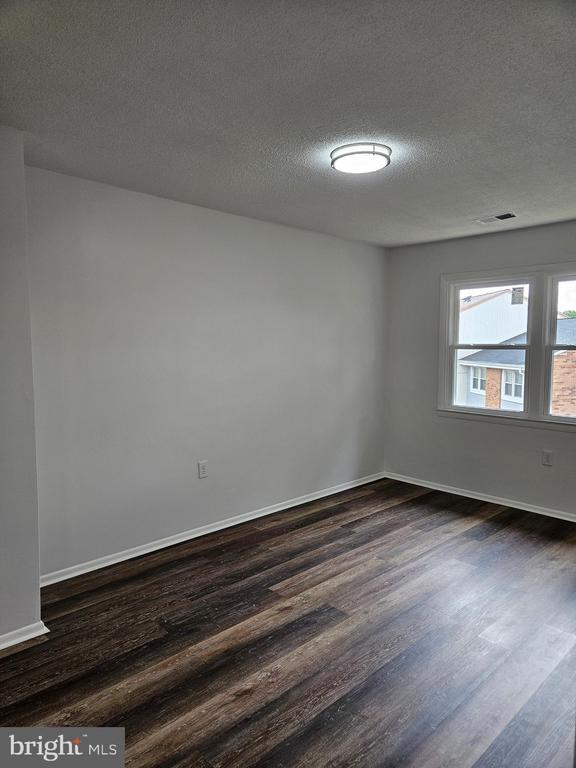 Building Photo - 6322 Bentham Ct