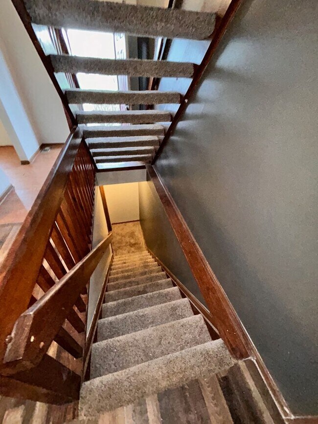 Building Photo - 2-Bedroom Unit in Blacklick
