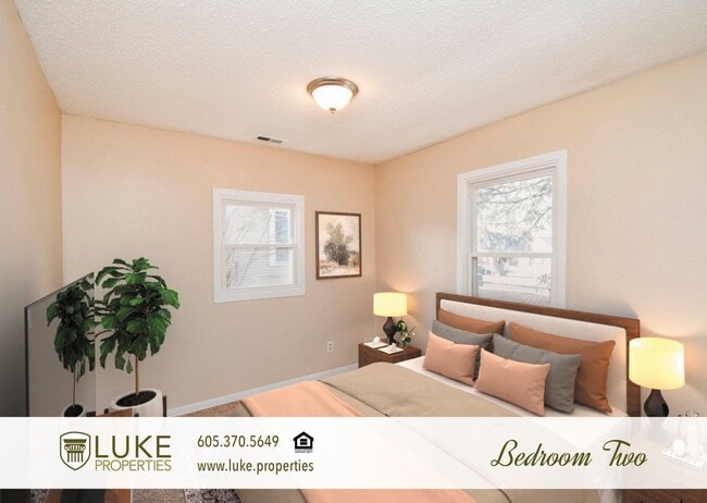 Building Photo - 2310 S Euclid Ave