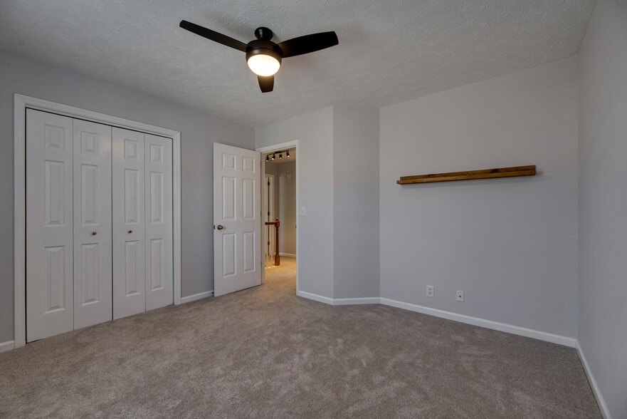 Building Photo - 1012 Meandering Way