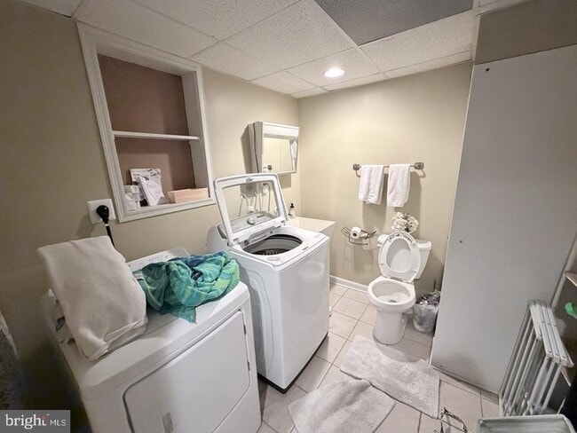 Building Photo - 5115 Irving St