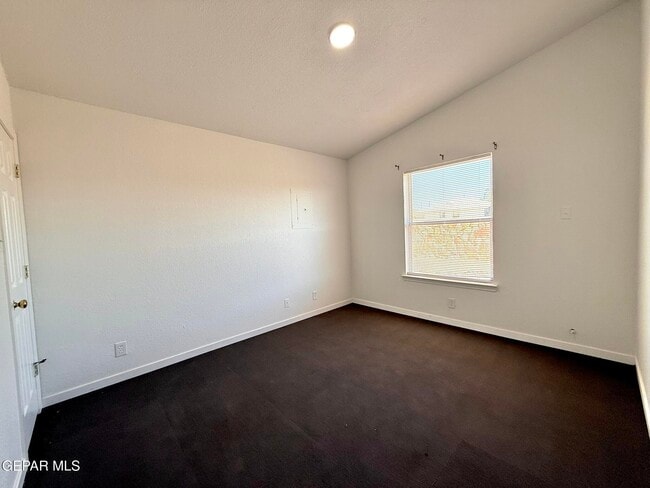 Building Photo - 1217 Iguana Pl