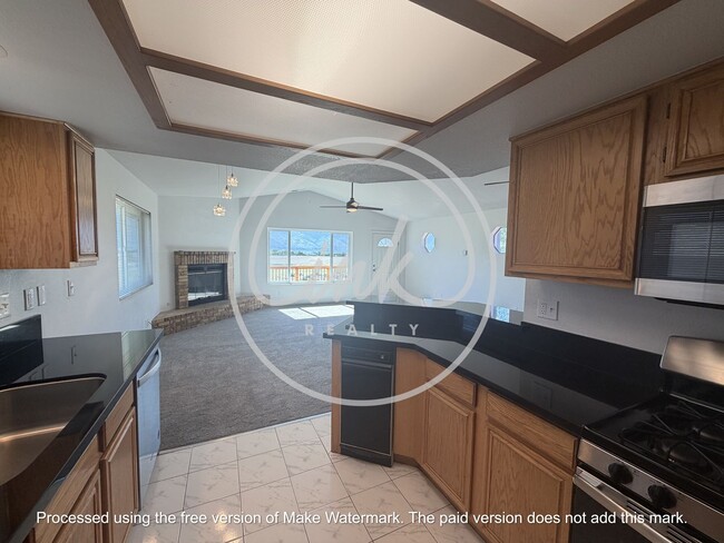 Building Photo - 2 Bedroom Duplex with amazing views in Gardnerville Ranchos