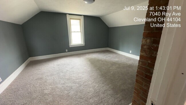 Primary Photo - 7040 Roy Ave