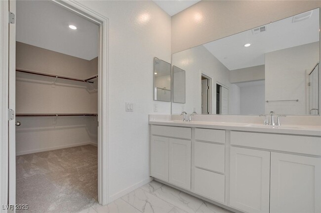 Building Photo - 3699 Bright Aquarius Ln