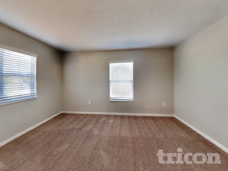 Building Photo - 4667 Caverns Dr