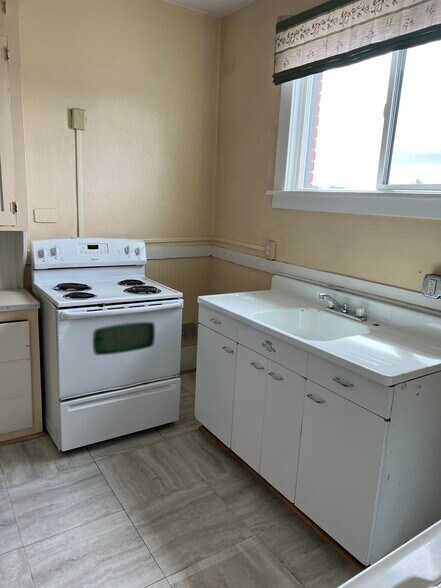 Building Photo - 319 S Excelsior Ave