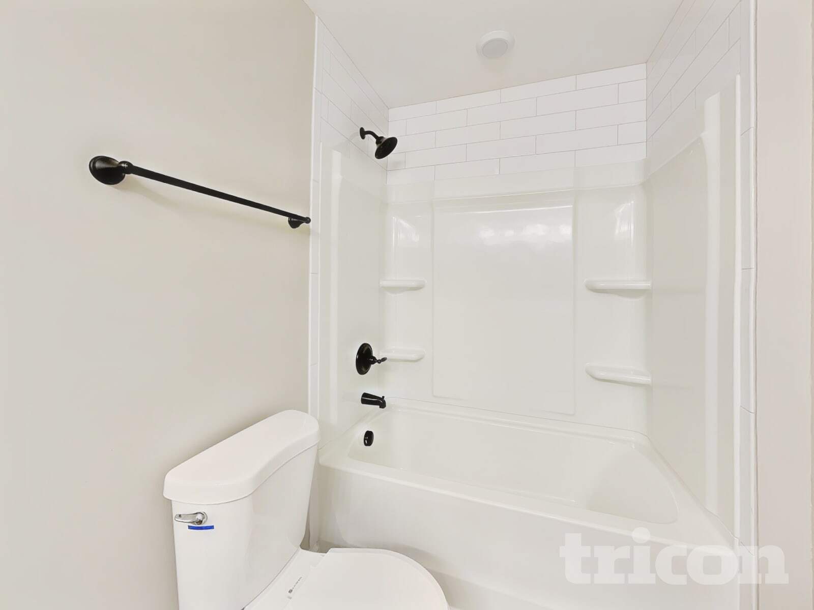 Building Photo - 129 Bonnell Dr