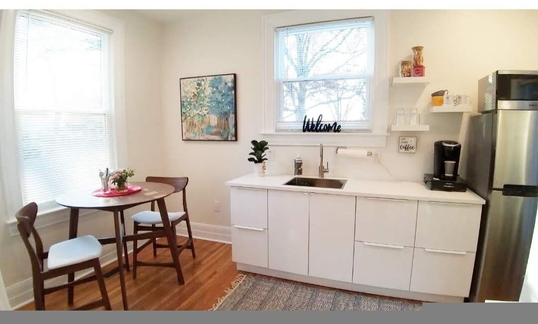 Building Photo - 3541 Fort Ave