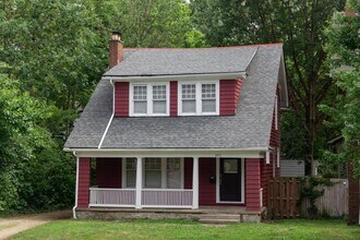 Building Photo - OSU Single Family House! Great Location!