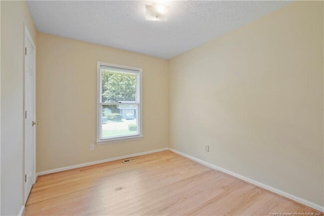 Building Photo - 6585 Applewhite Rd