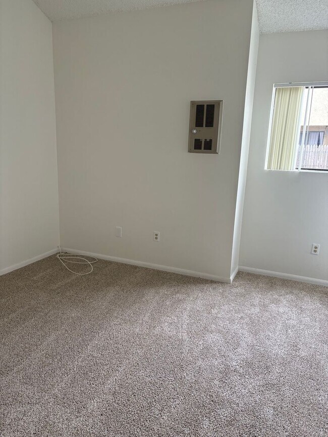 Building Photo - hbr4882