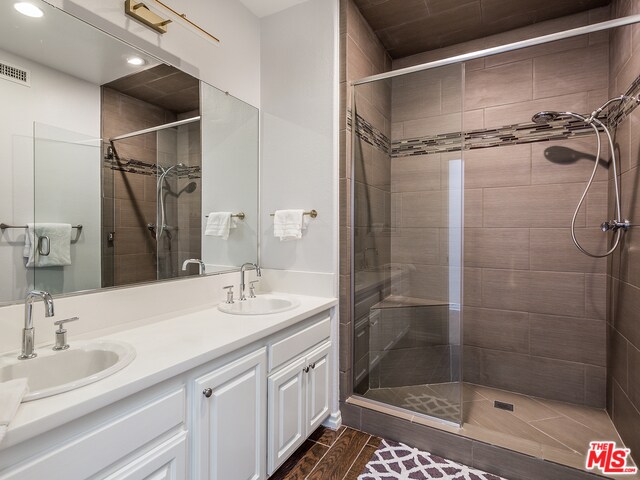 Building Photo - 3806 Paseo Primario