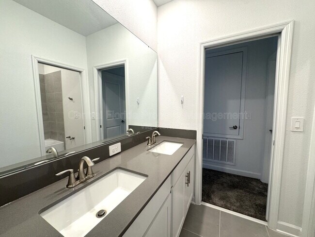 Building Photo - 5774 Stephens Rd