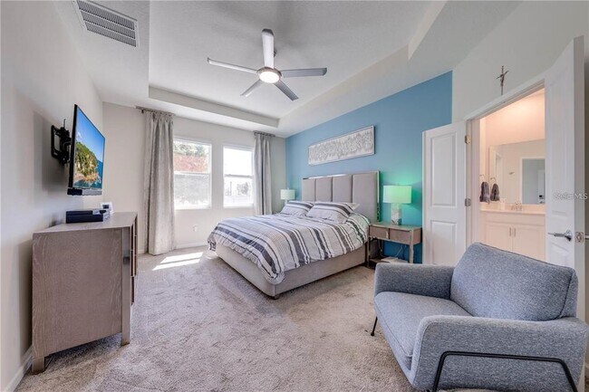 Building Photo - 5301 Amersham Ln