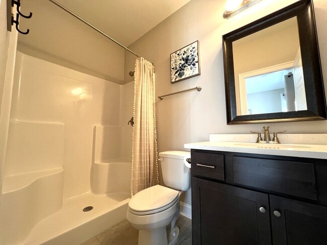 Building Photo - Available July 1, 2026!